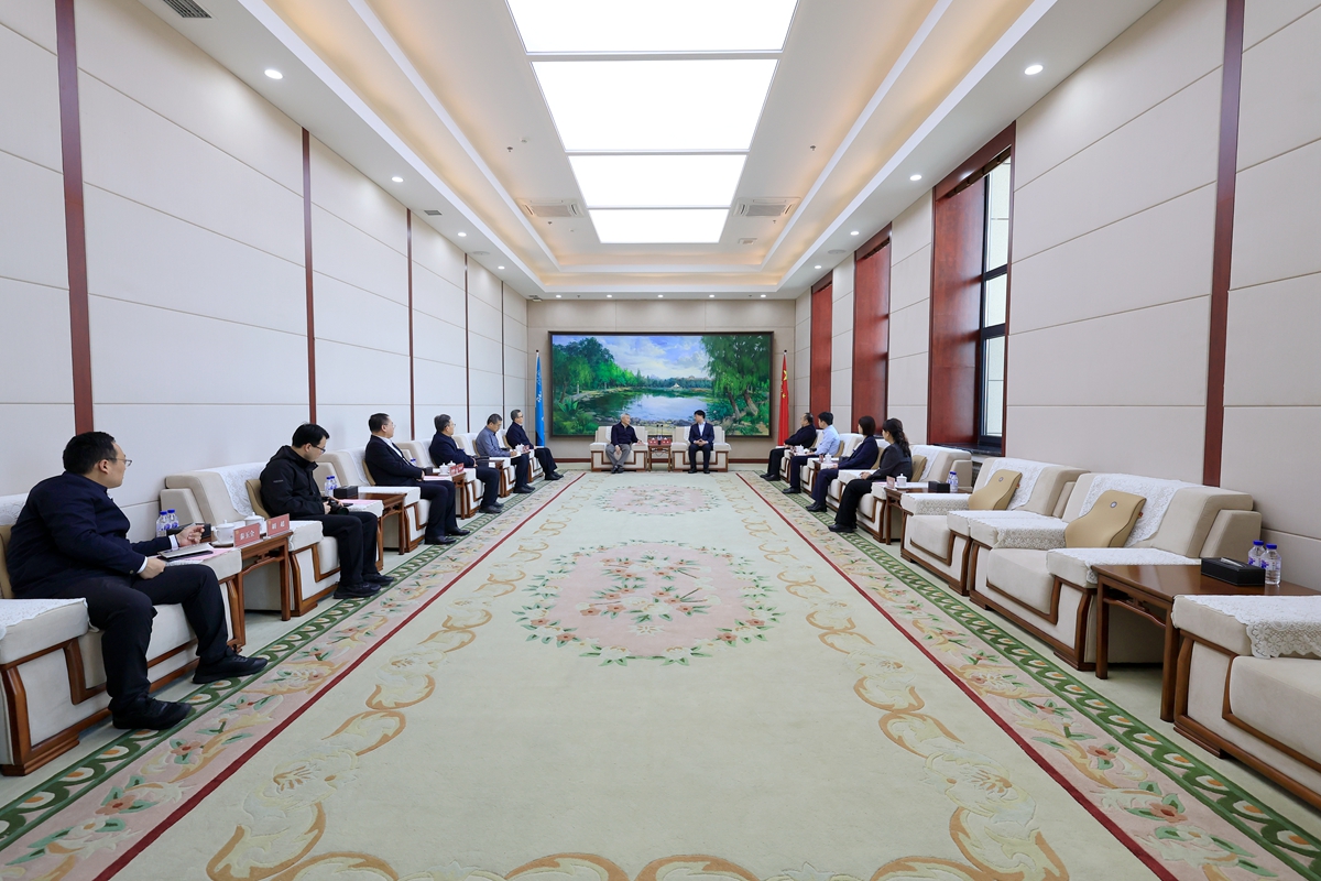 全国政协副主席、九三学社中央常务副主席邵鸿来校调研